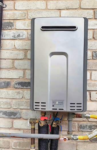 https://kelmscotthotwater.com.au/uploads/2025/06/instant-hot-water-systems-48570.jpg